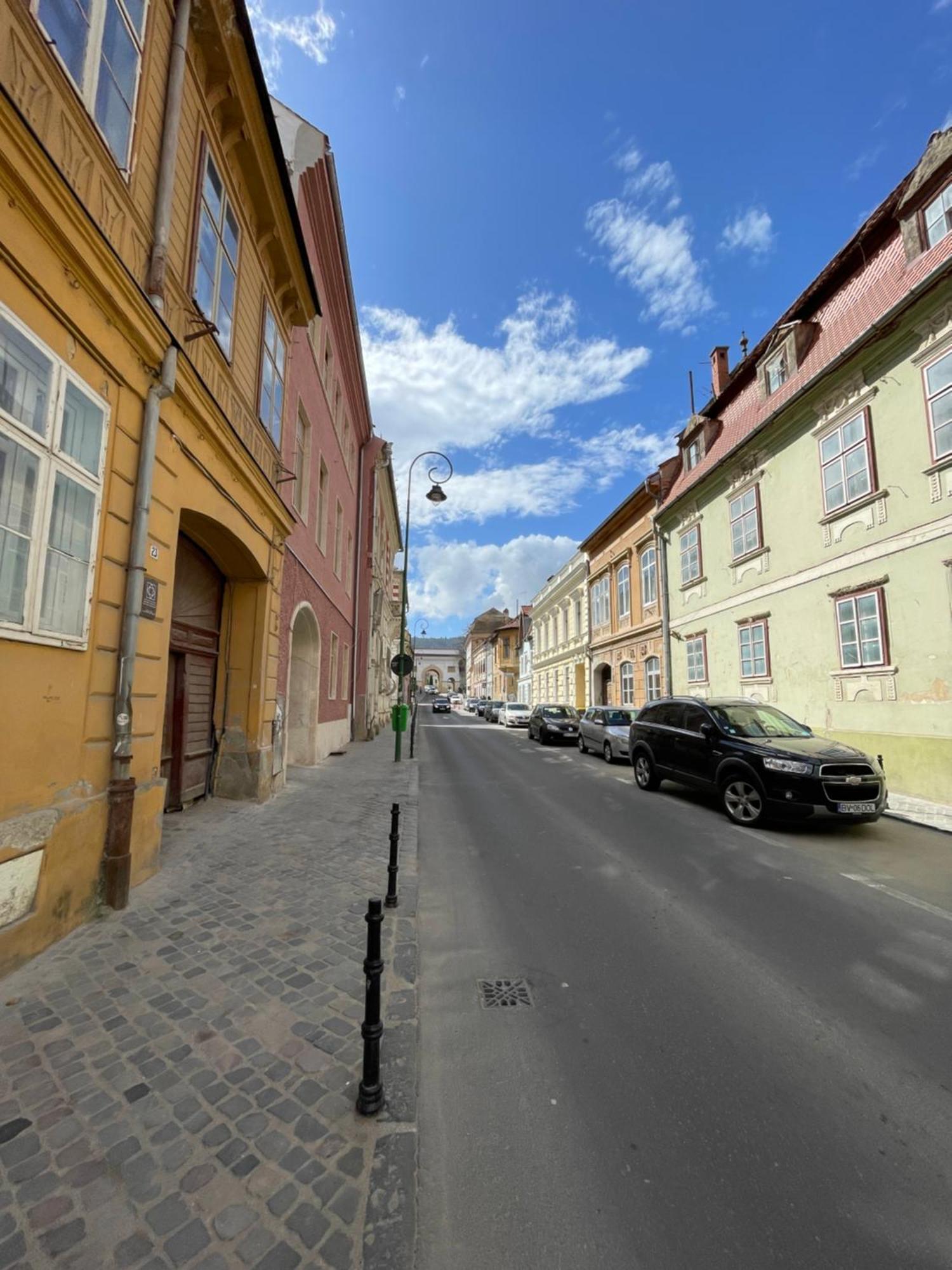 Cosy Home In The Heart Of Old Brassó Kültér fotó